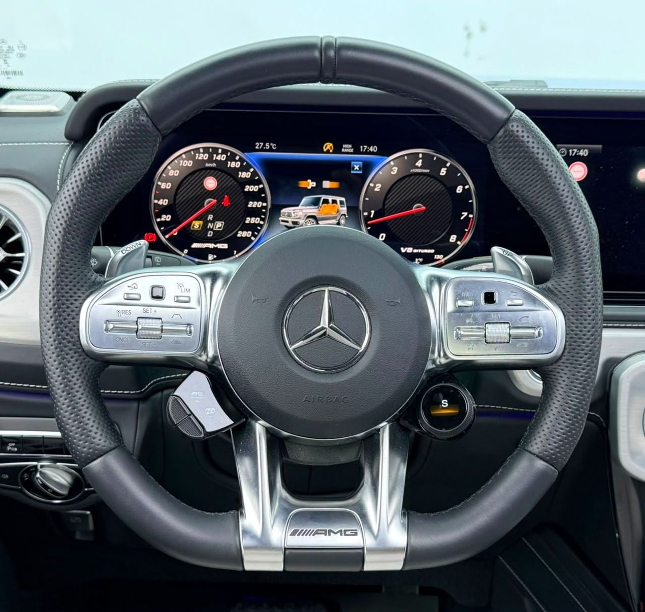 Mercedes Benz G63 AMG STANDARD 2024 Mercedes Benz G63 AMG Manufaktur, Warranty, Fully Loaded, Excellent Condition, Japanese