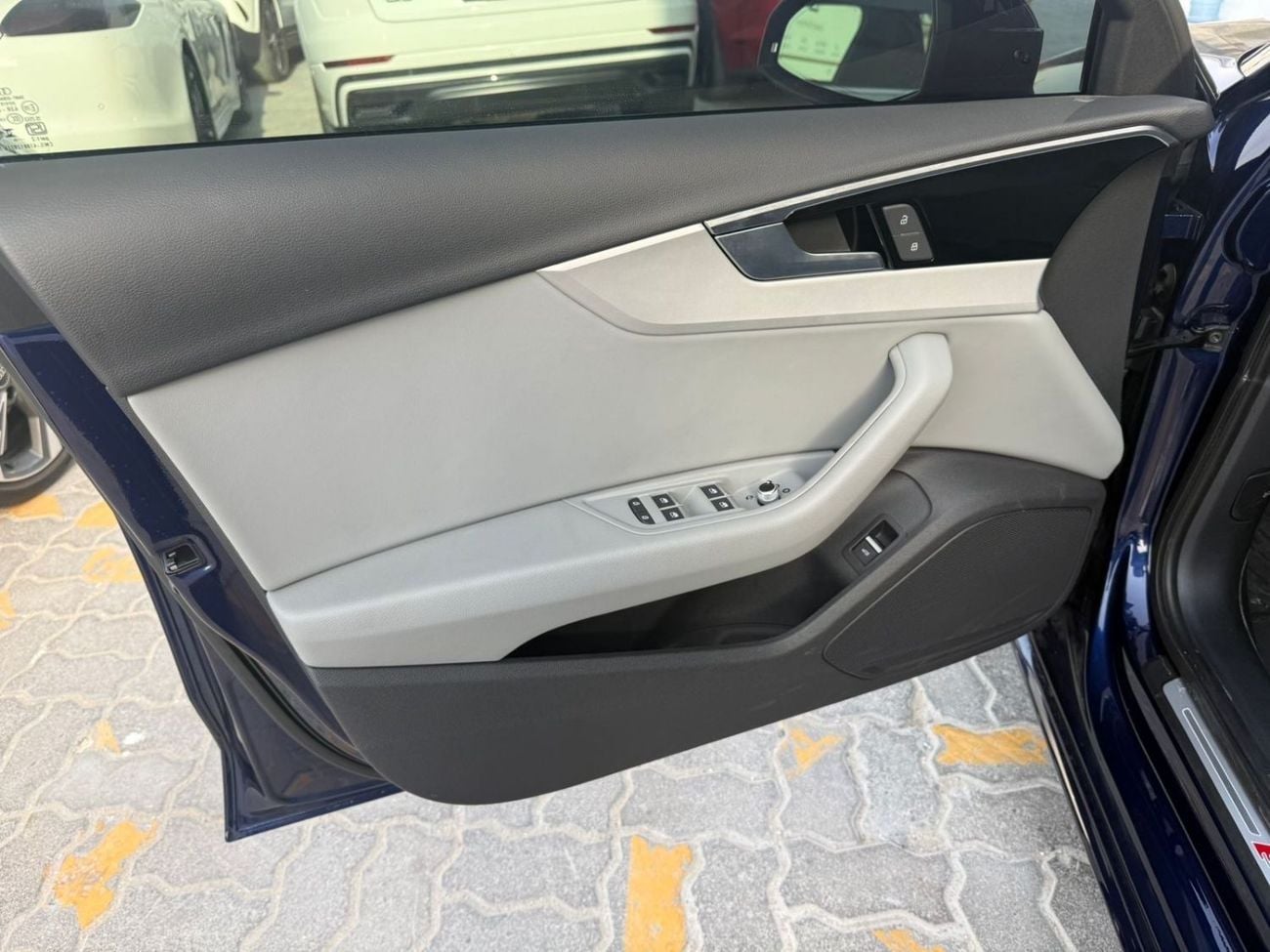 Audi A4 35 TFSI S-LINE