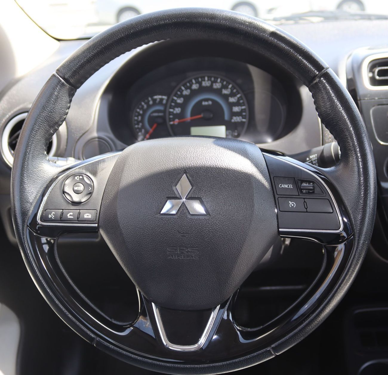 ميتسوبيشي اتراج ميتسوبيشى أتراج -2022 - خليجى- بدون حوادث - بمحرك 1.2L- ممشى قليل - بحاله ممتازه