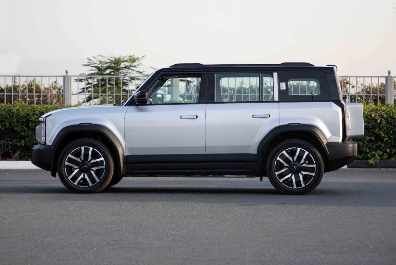 Chery iCar 03 2024 ICAR EQ3 V3 High Performance 4WD - Silver inside White | Export price