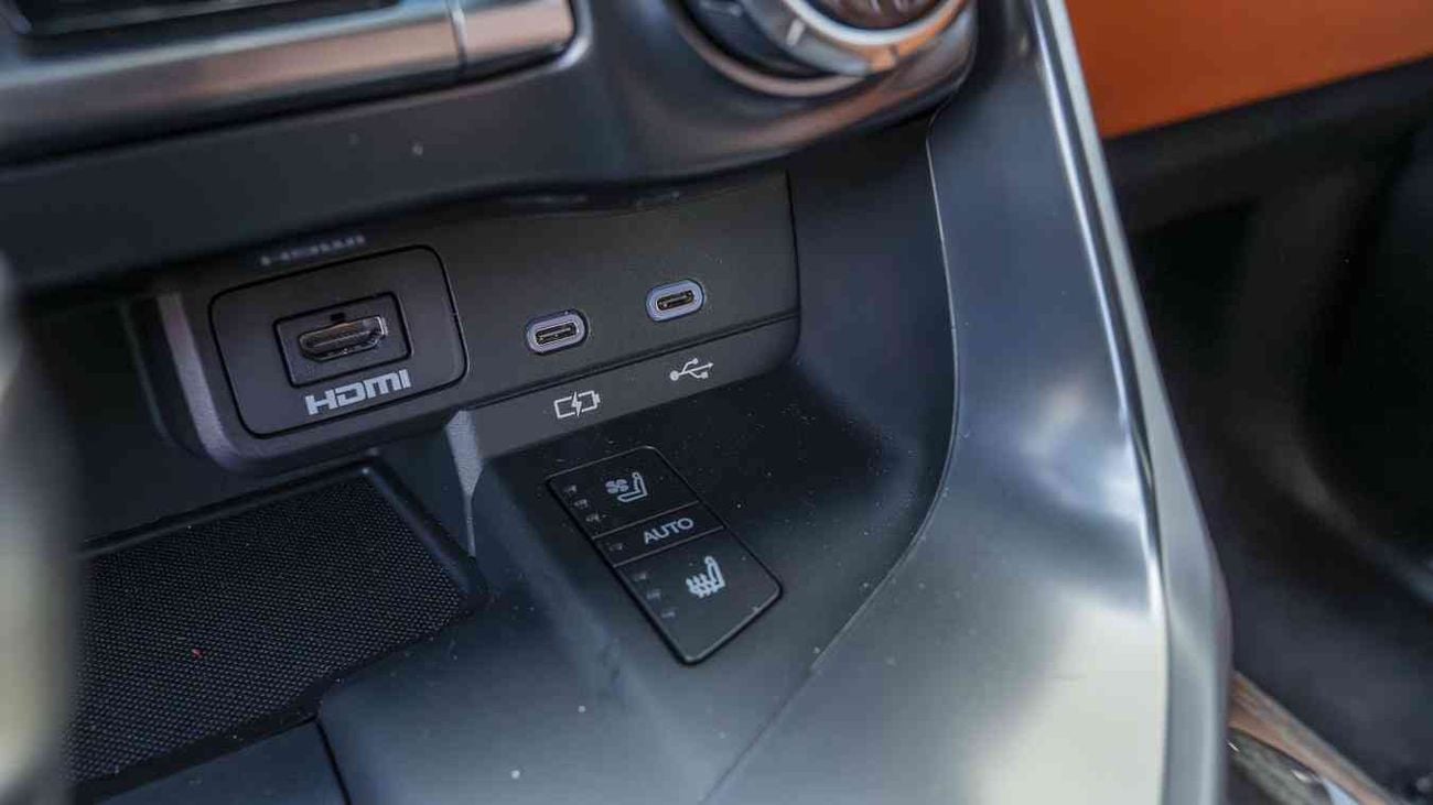لكزس LX 700h VIP ECTAV0005 - لكزس LX700h F سبورت موديل 2026 - محرك هجين سعة 3.5 لتر، ناقل حركة أوتوماتيكي - لون أسود 
