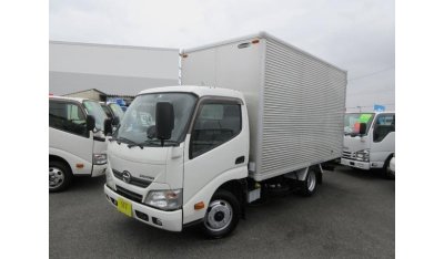 Hino Dutro XZC645M