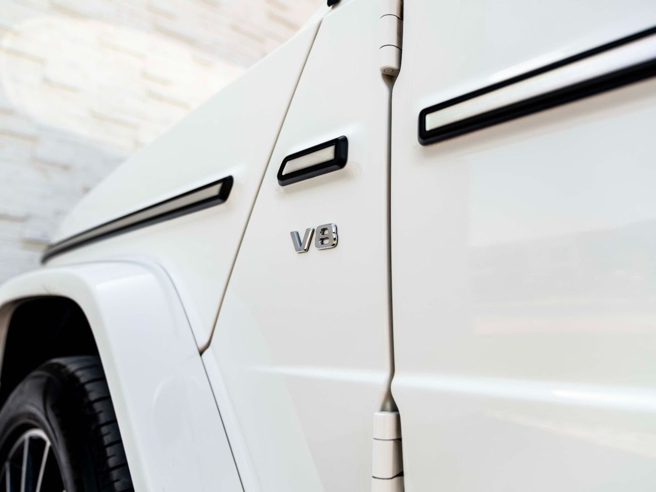 Mercedes-Benz G 500 Std 4.0L (422 HP)