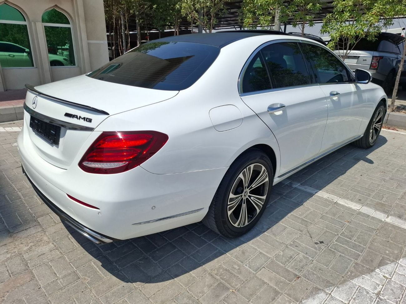 Mercedes Benz E220 D STD (NON GCC) Mercedes-Benz E220d 2017 full option