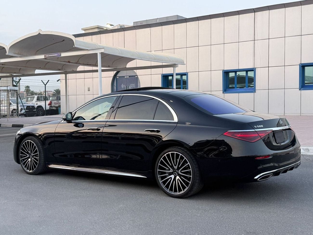 مرسيدس بنز S 500 4MATIC 3.0L