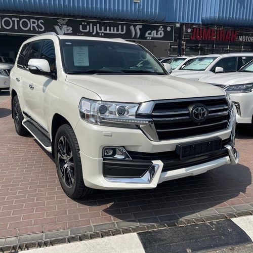 Toyota Land Cruiser TOYOTA LANDCRUISER VXR GRAND TOURING V8 5.7