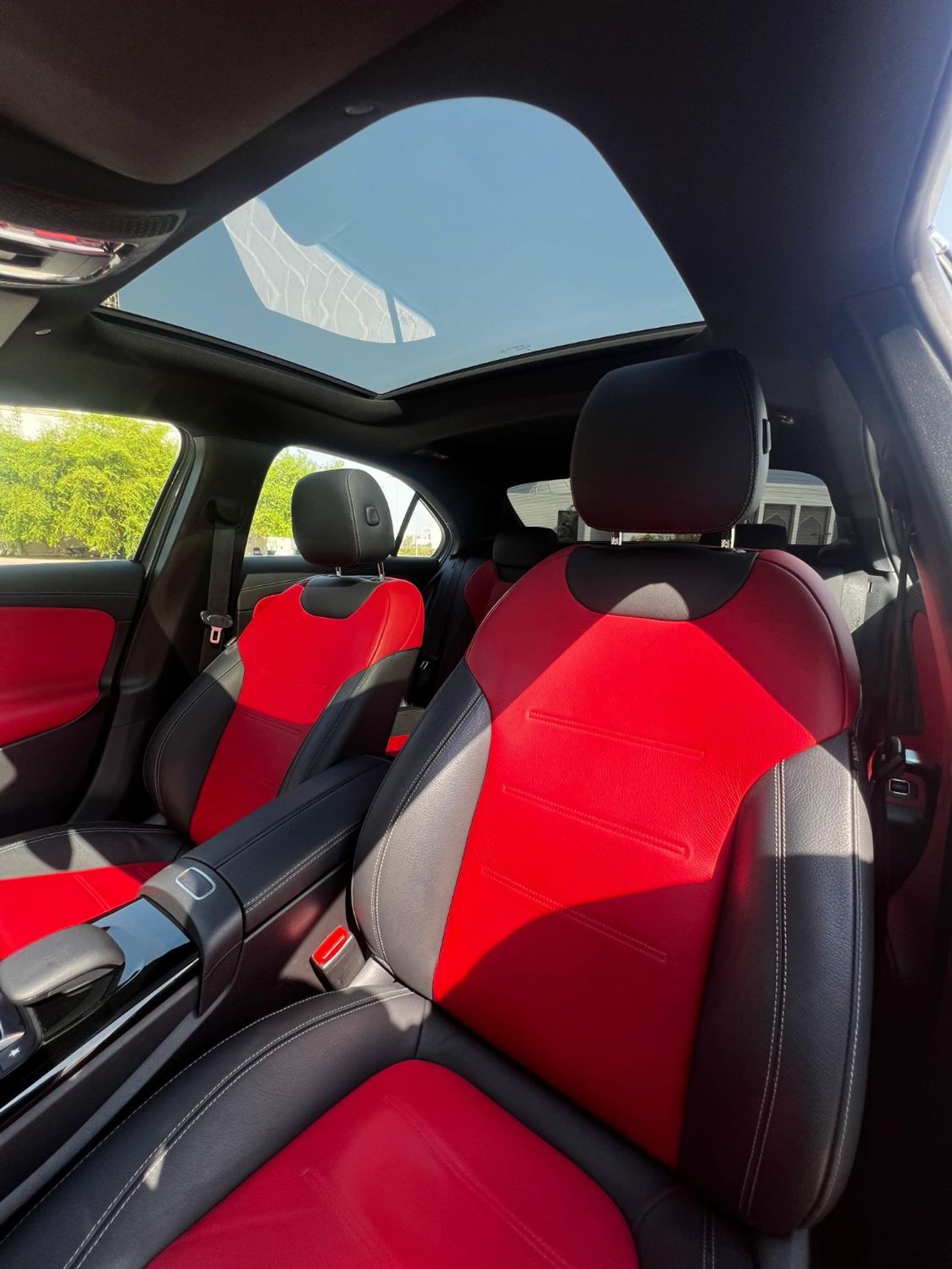 Mercedes-Benz A 200 Premium 1.4L