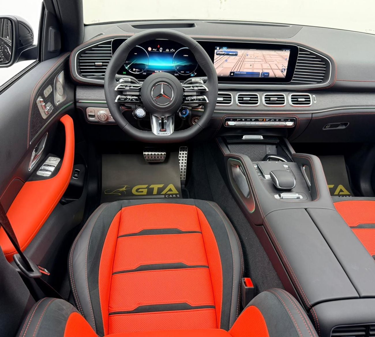 Mercedes Benz GLE53 AMG COUPE 4MATIC+ 2026 Mercedes Benz GLE53 AMG Coupe, 2031 MB Warranty + Service Pack, Very Low Km, Fully Loaded, GCC