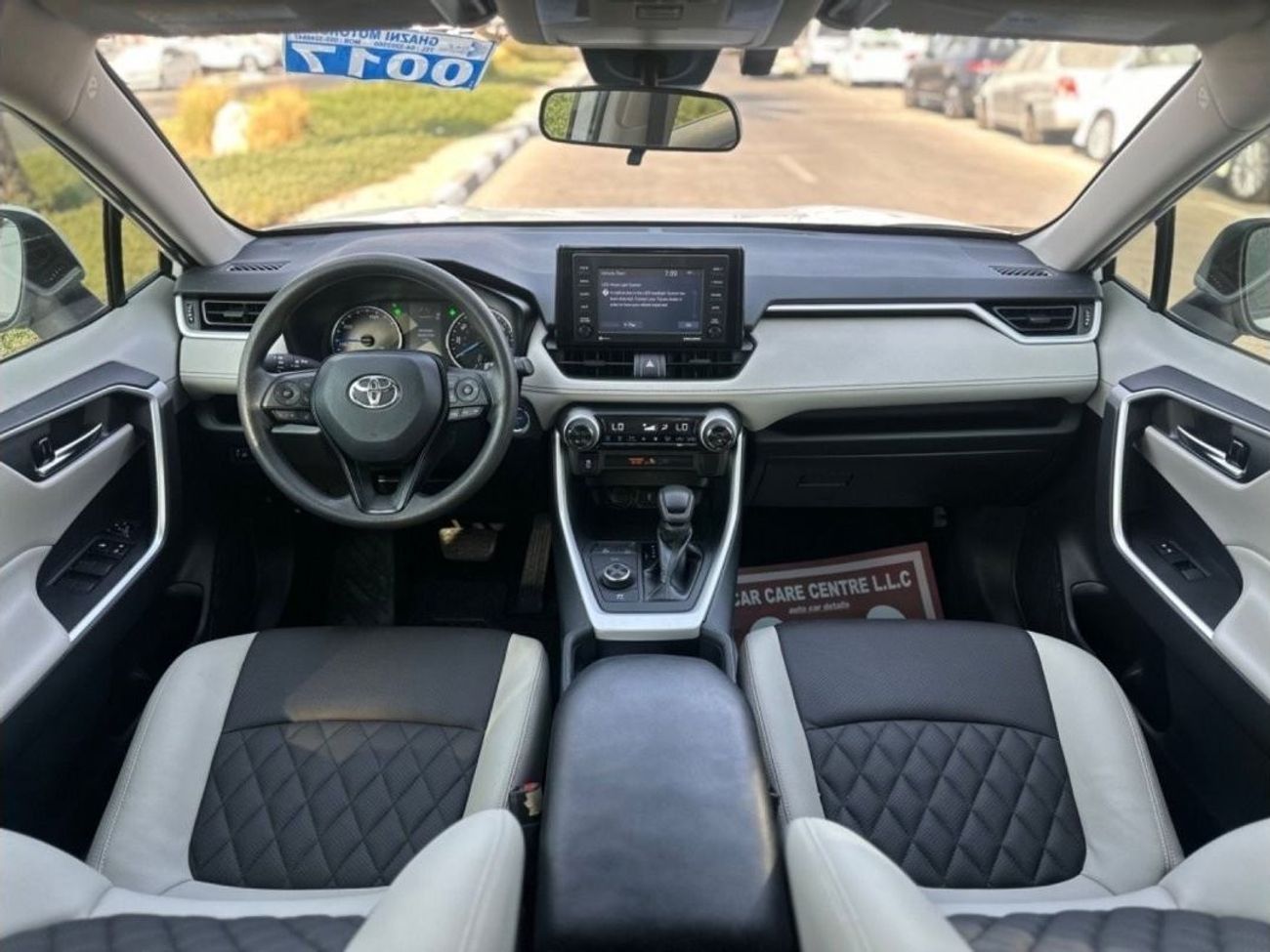 Toyota RAV4 TOYOTA RAV4 Hybrid XLE