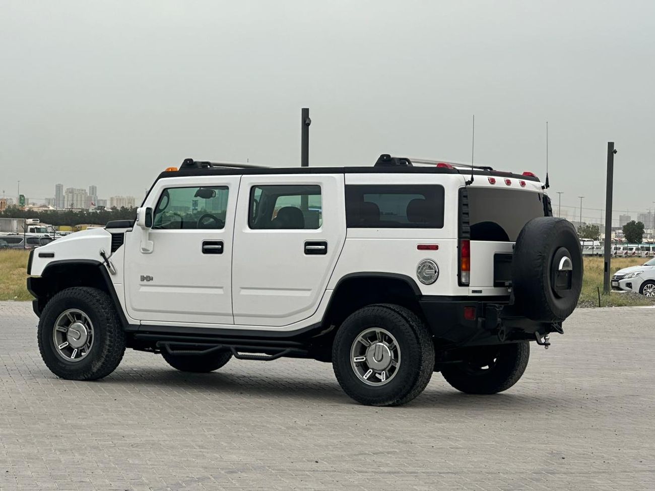 Hummer H2