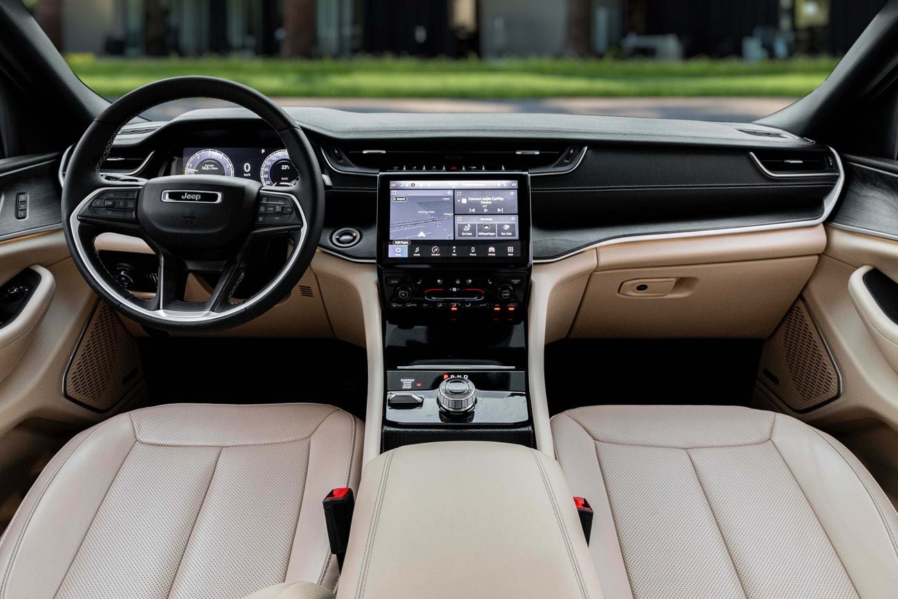 جيب جراند شيروكي Grand Cherokee Limited Black Package | 3,428 P.M | 0% Downpayment | Jeep Warranty! | Ramadan Offer!