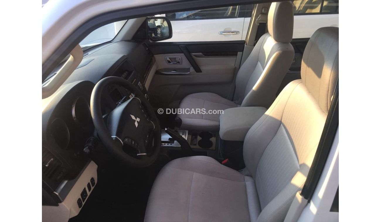 Mitsubishi Pajero GCC 3.4 6 cylinder without accidents without paints