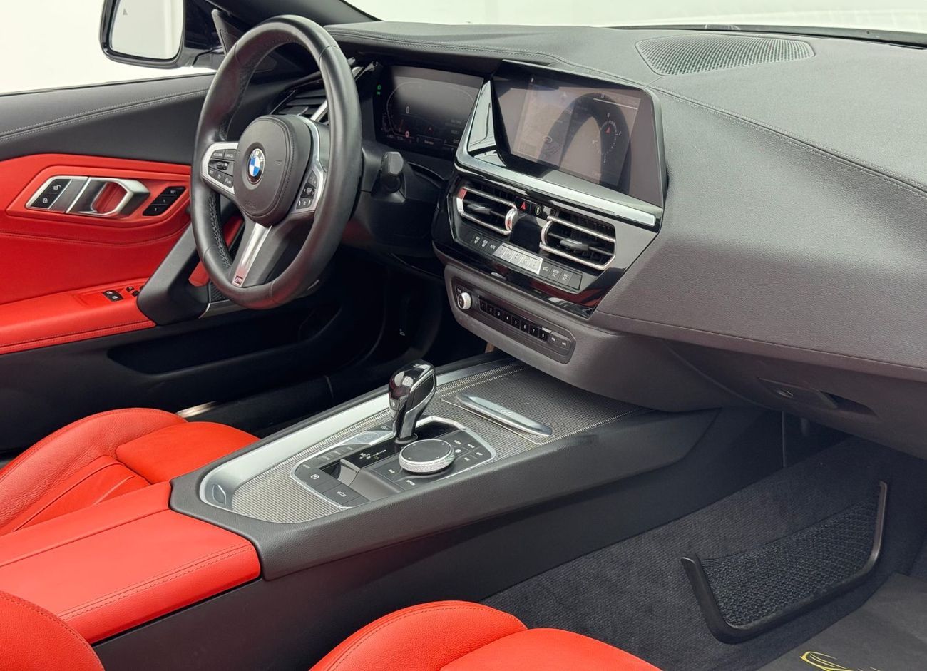 BMW Z4 sDrive 20i M Sport package 2.0L 2021 BMW Z4 sDrive20i M Sport, 11/25 Agency Warranty & Agency Servic