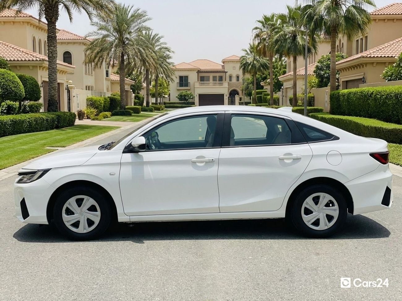 Toyota Yaris 1.5L E 1.5L 2024 | 0 DP | 707/Month | 30 Day Return | Service History