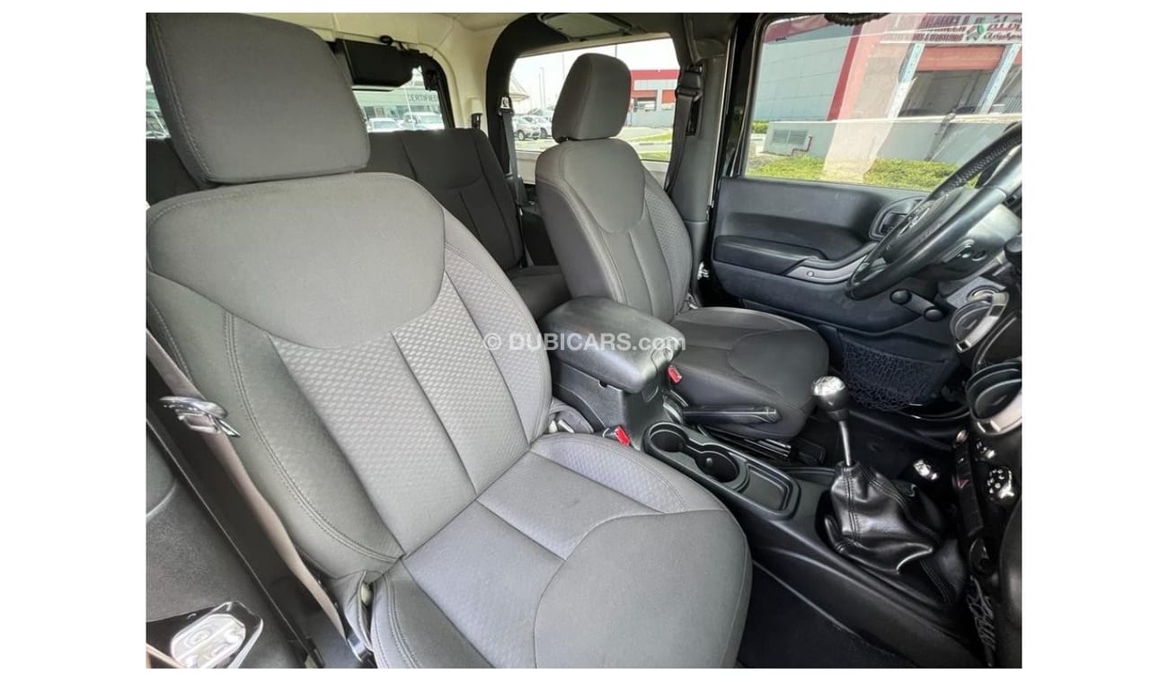 Jeep Wrangler JEEP WRANGLER SPORT 2017 GCC BODY KIT FULL SERVICE HISTORY WITH DEALER WARRANTY