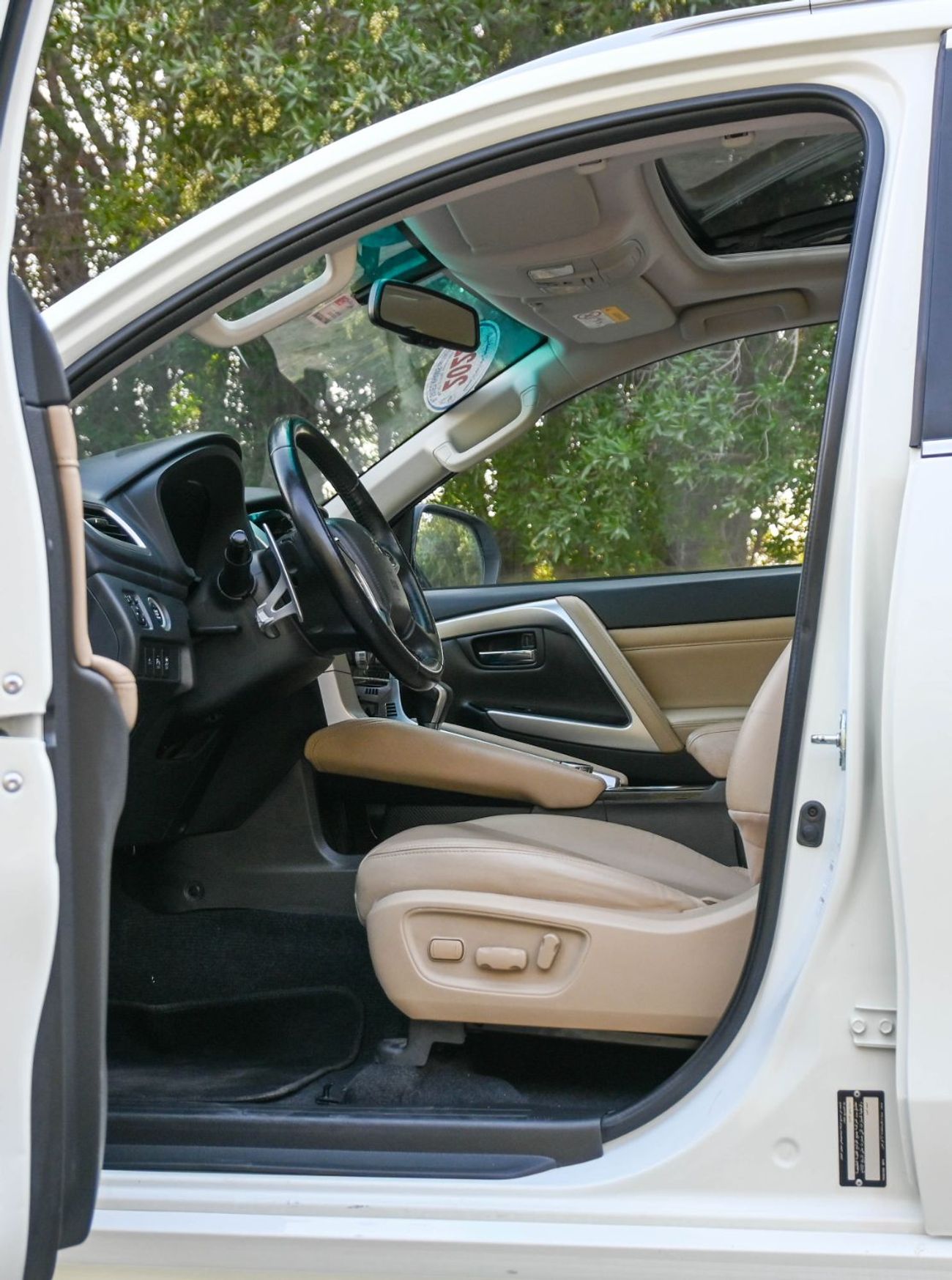 ميتسوبيشي مونتيرو سبورت GLS Mid 3.0L