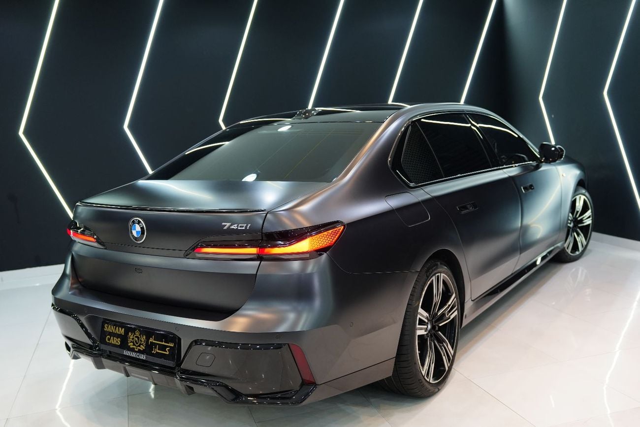 BMW 740i Shadowline Exterior Pack, Executive Lounge, Theater Screen, AGMC Warr + Serv!!