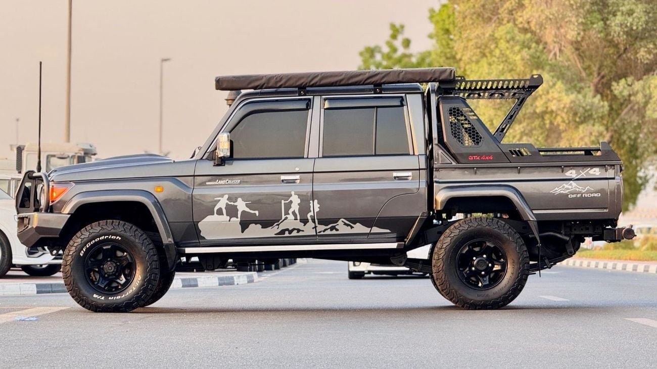 Toyota Land Cruiser HEAVY OFF-ROAD SETUP | 4WD | 4.5L DIESEL ENGINE | MANUAL TRANSMISSION | ROOF RACK + TENT | DOUBLE CA