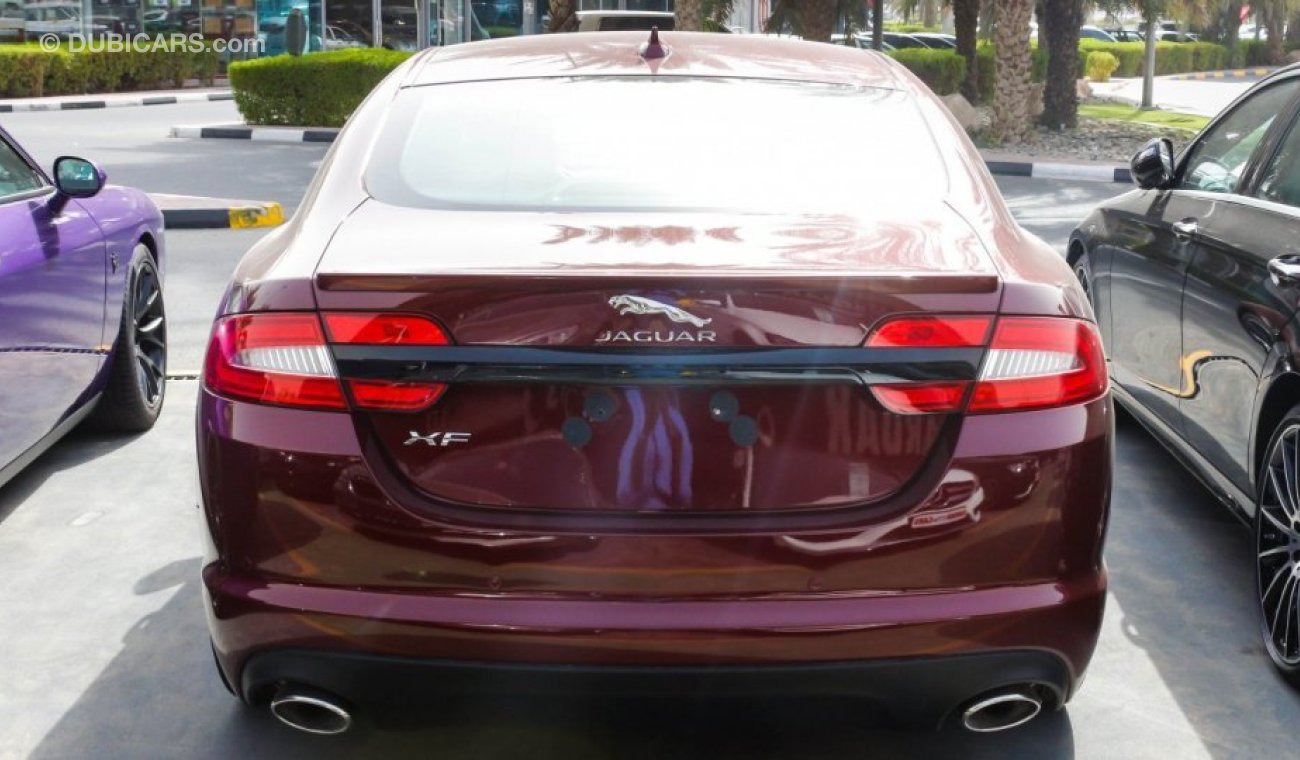 Jaguar XF Premium Luxury