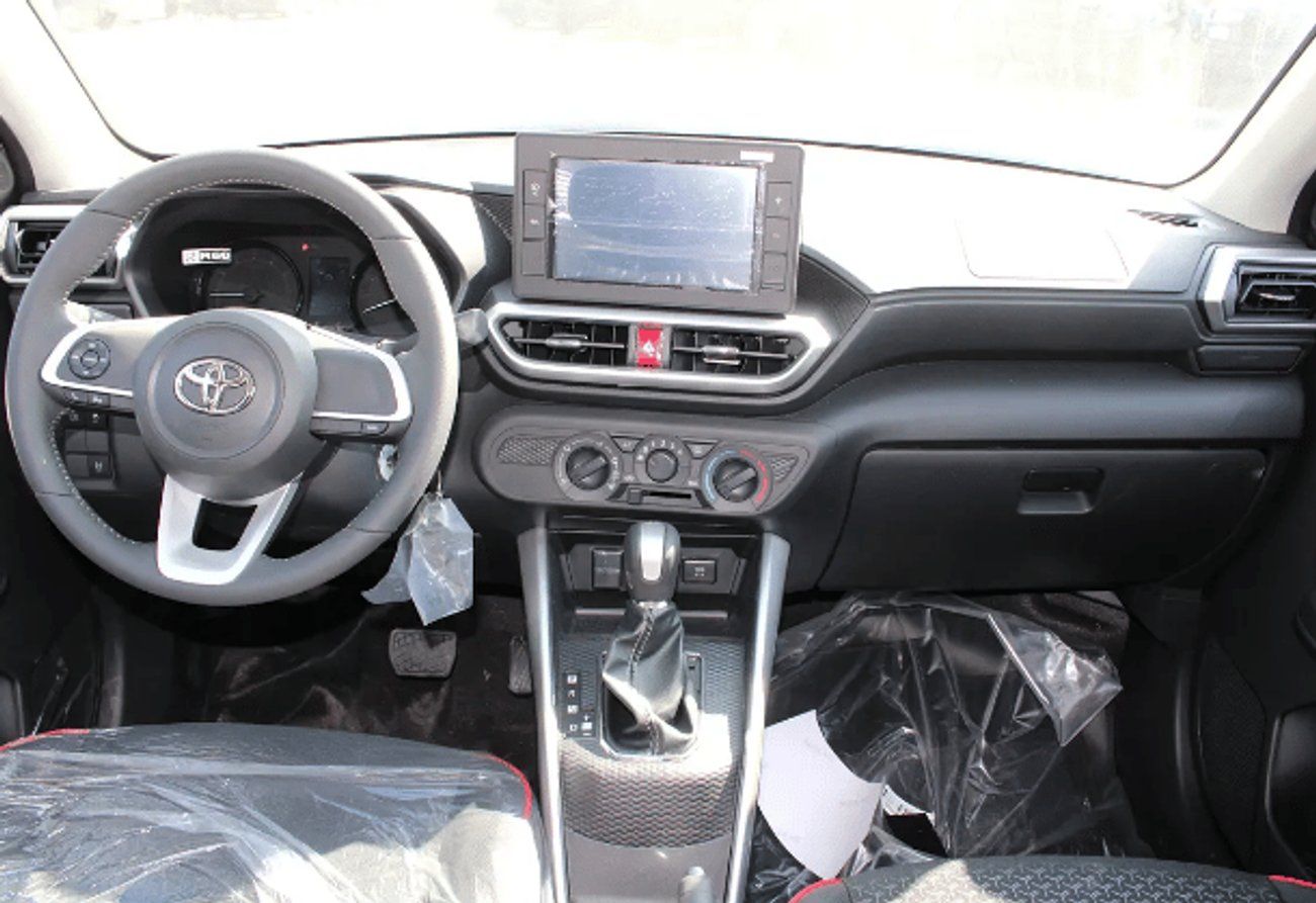 تويوتا ريز ECTWFR011  - 2025 Toyota Raize G - 1.0L Petrol Auto – Turbo - White