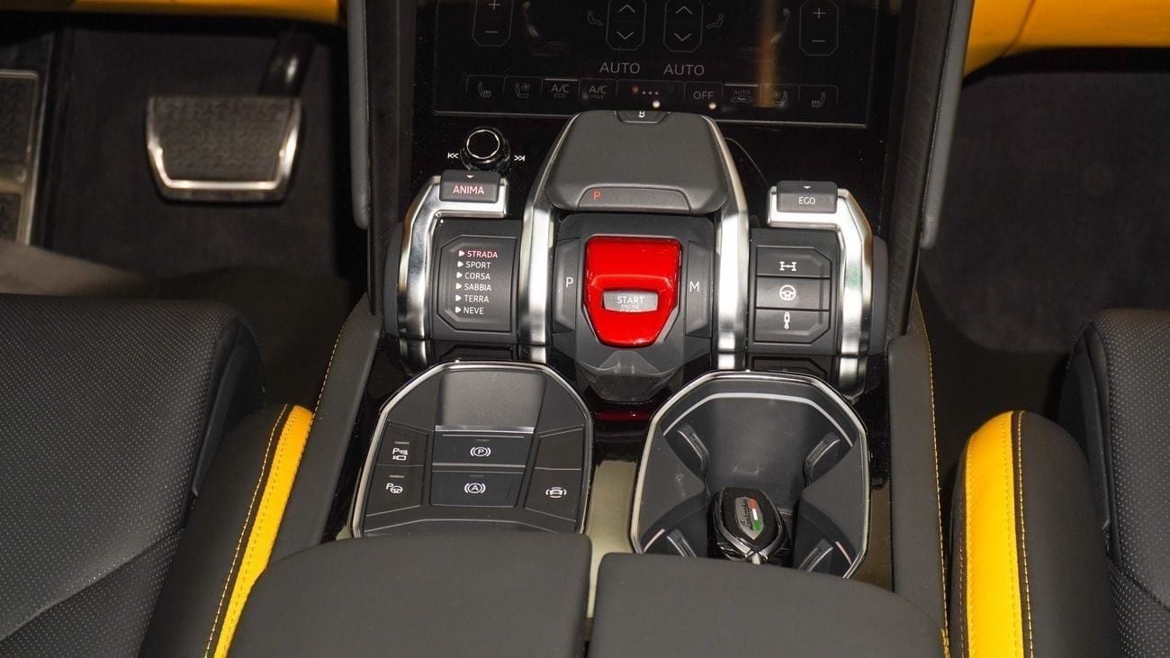 Lamborghini Urus LAMBORGHINI URUS 2024 GCC FULL OPTION UNDER WARRANTY AND CONTRACT SERVICE. IN EXCELLENT CONDITION