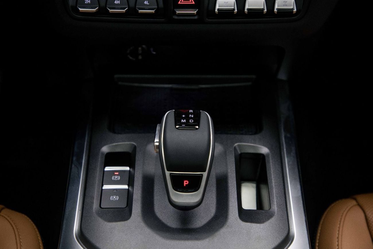 باو 212 T01 Adventurer 2.0L – Black Inside Brown | Export Price