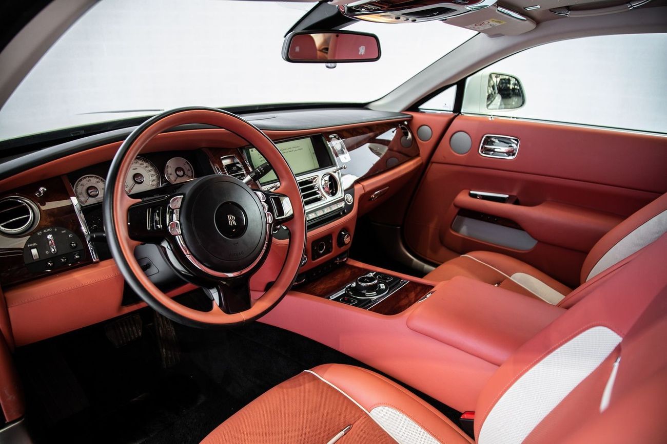 رولز رويس واريث Std