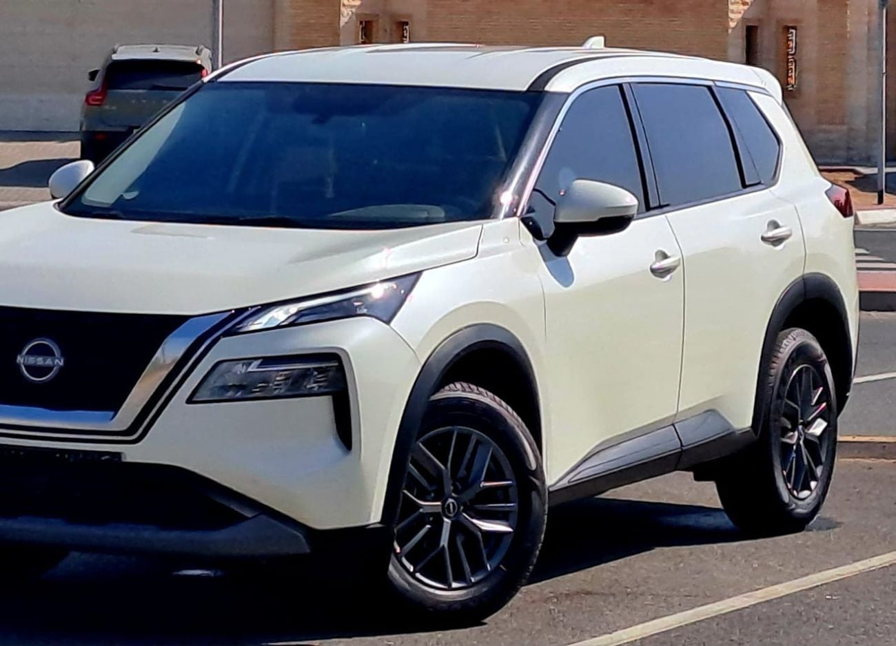 Nissan XTrail S 2WD (5-Seater) 2023 2.5L GCC (1240/-MONTHLY)