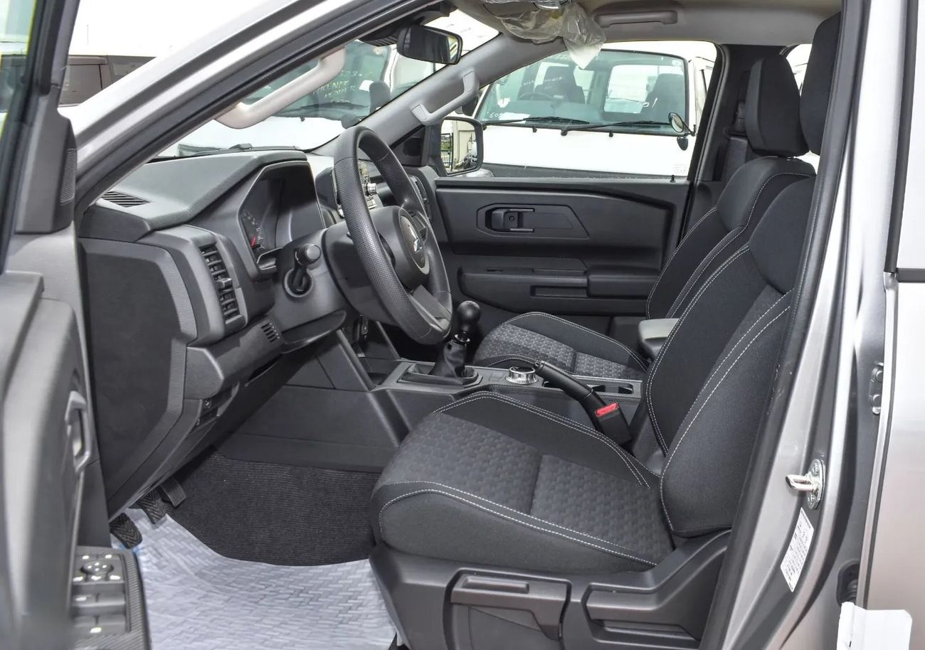 Mitsubishi L200 Triton GLX 4WD 2.4L Diesel MT High Line