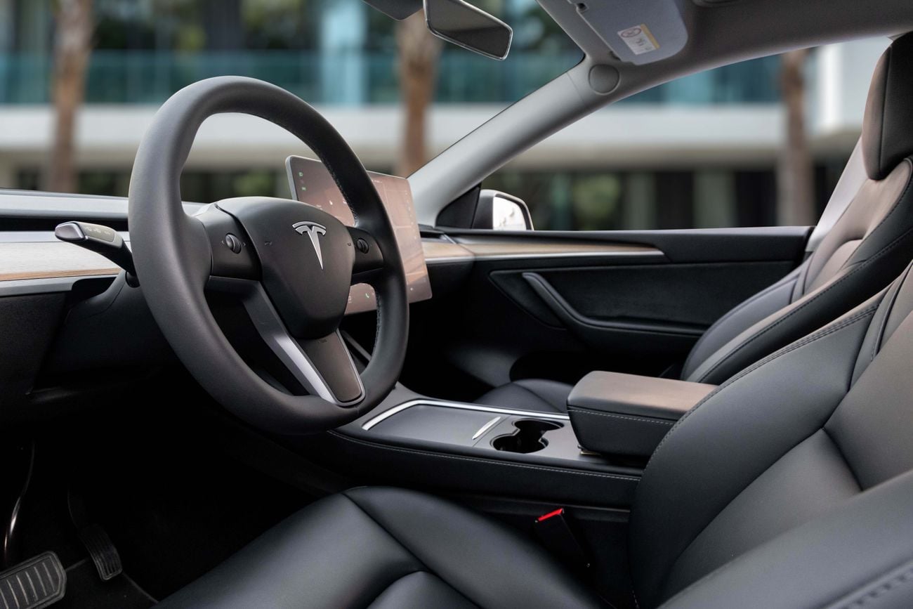 Tesla Model Y LONG RANGE Model Y Long Range | 2,155 P.M | 0% Downpayment | Warranty!