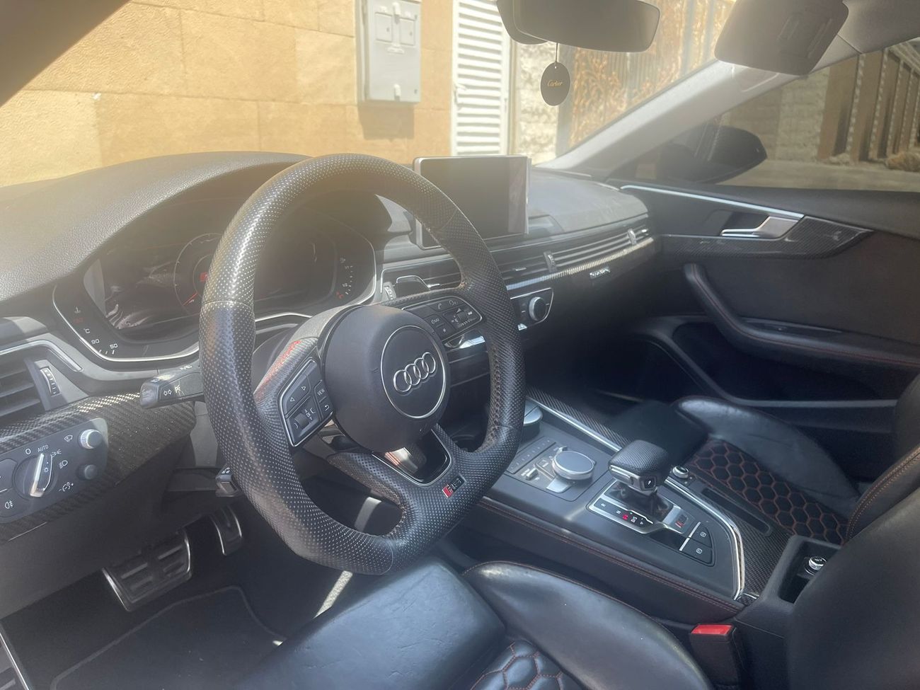 Audi RS5 TFSI quattro 2.9L