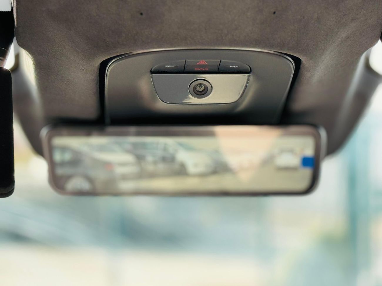 أفاتر 12 Performance AWD