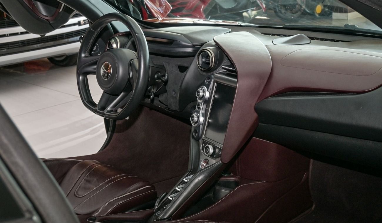 مكلارين 720S MCLAREN 720 S | 2018 |