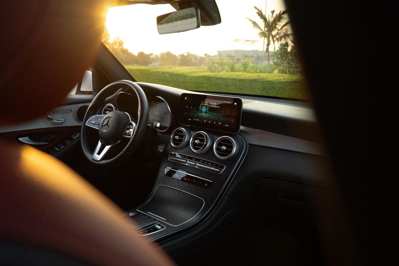 Mercedes-Benz GLC 300 3years warranty, 2 years free service, free registration, contact number 0507273386