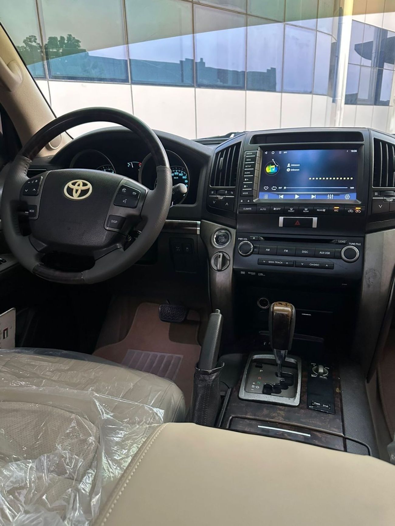 تويوتا لاند كروزر تويوتا لاندكروزر VXR V8 خليجي 2010