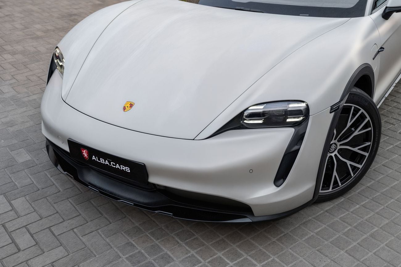 Porsche Taycan 4 Cross Turismo 4,896 P.M | 0% Downpayment | Porsche Taycan 4S Cross Turismo!