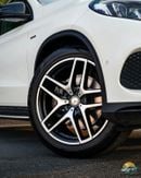 مرسيدس بنز GLE 450 AMG LINE