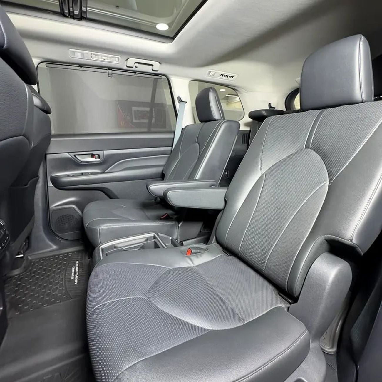 تويوتا جراند هايلاندر Limited hybrid