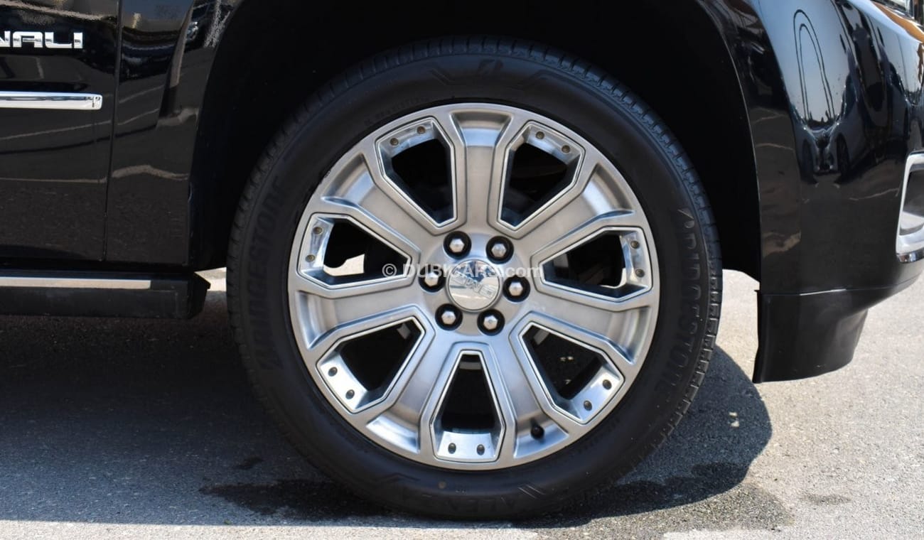 جي أم سي يوكون Denali