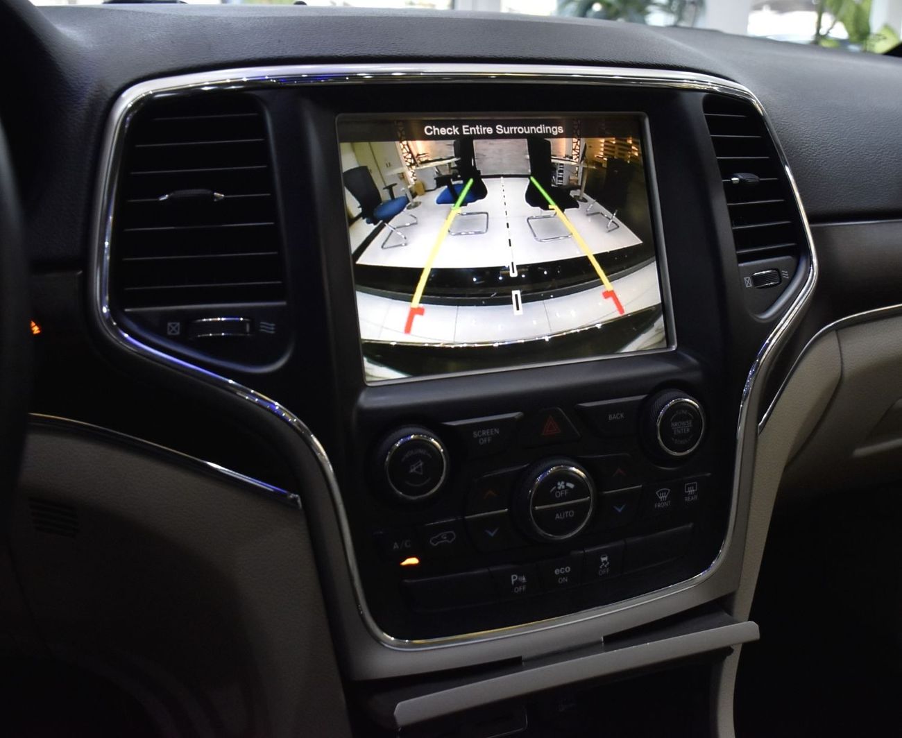 جيب جراند شيروكي EXCELLENT DEAL for our Jeep Grand Cherokee Limited 4WD ( 2015 Model ) in Grey Color GCC Specs