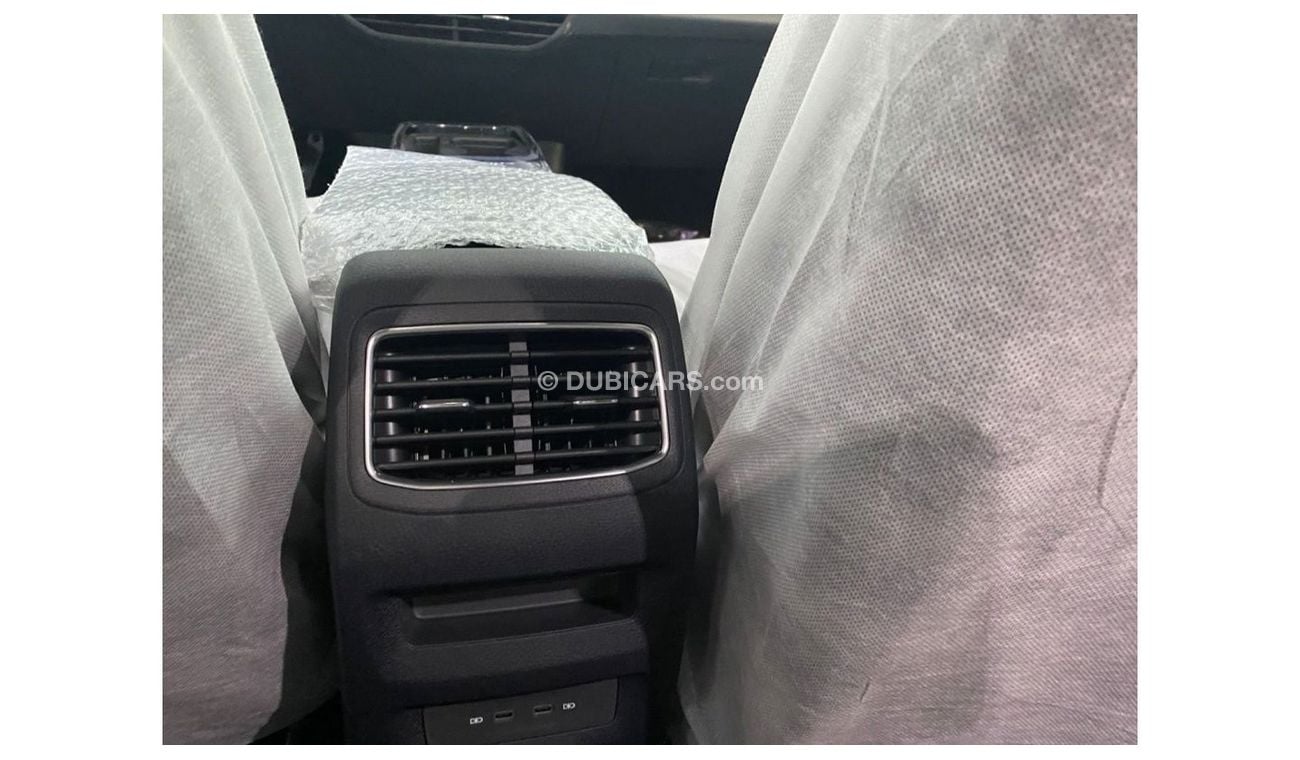 Volkswagen ID.4 VOLKSWAGEN ID4 CROZZ PURE PLUS RED 2021