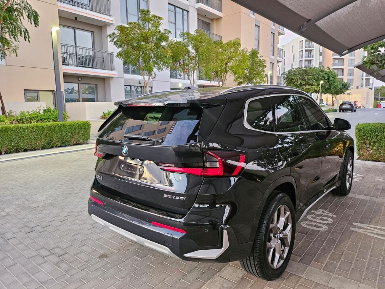 بي أم دبليو X1 korean spec clean tital