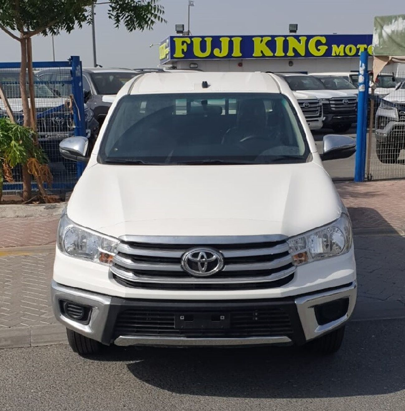 Toyota Hilux PICKUP MANUAL - 2023    (DIESEL) - BRAND NEW