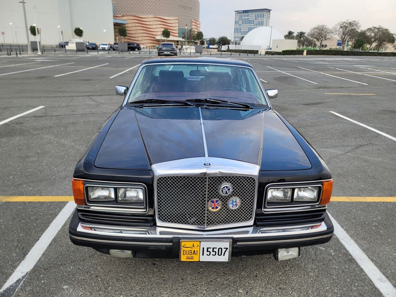 بنتلي إيت 4 door