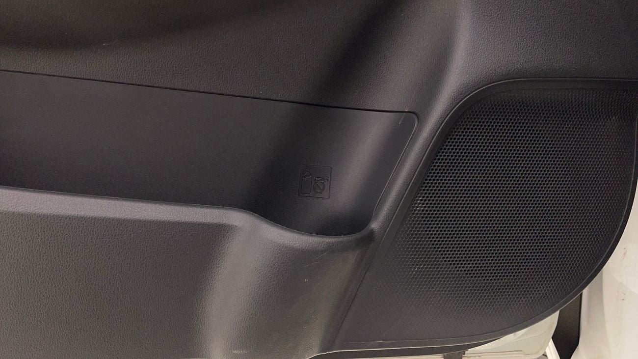 تويوتا يارس E 1.5 | بدون دفعة مقدمة | اختبار القيادة في المنزل