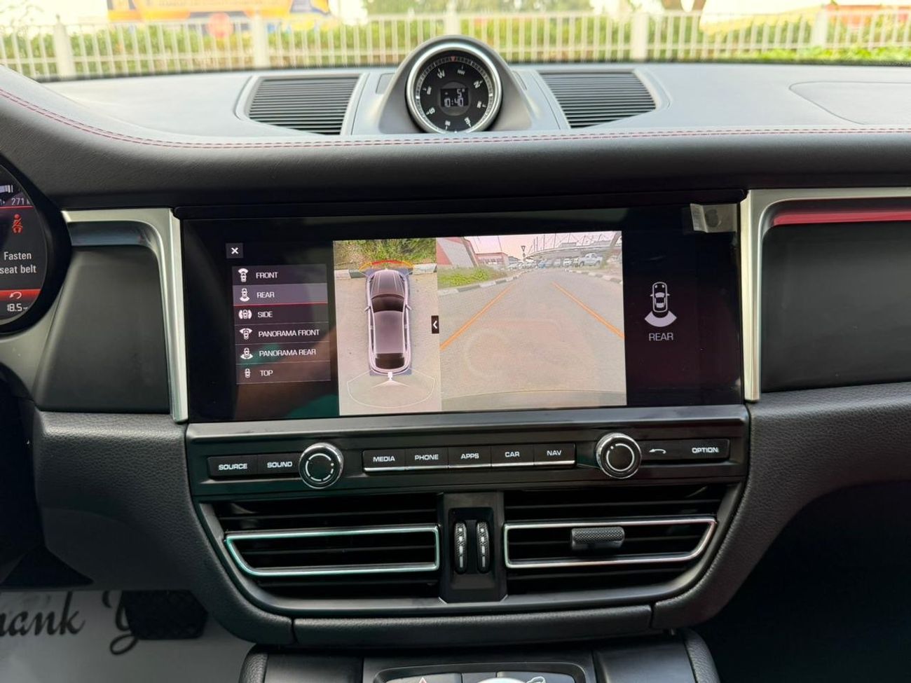 Porsche Macan Std 2.0L (252 HP)