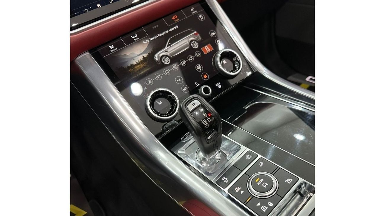 Land Rover Range Rover Sport 2018 Range Rover Sport V8, Warranty, Service History, Full Options, GCC