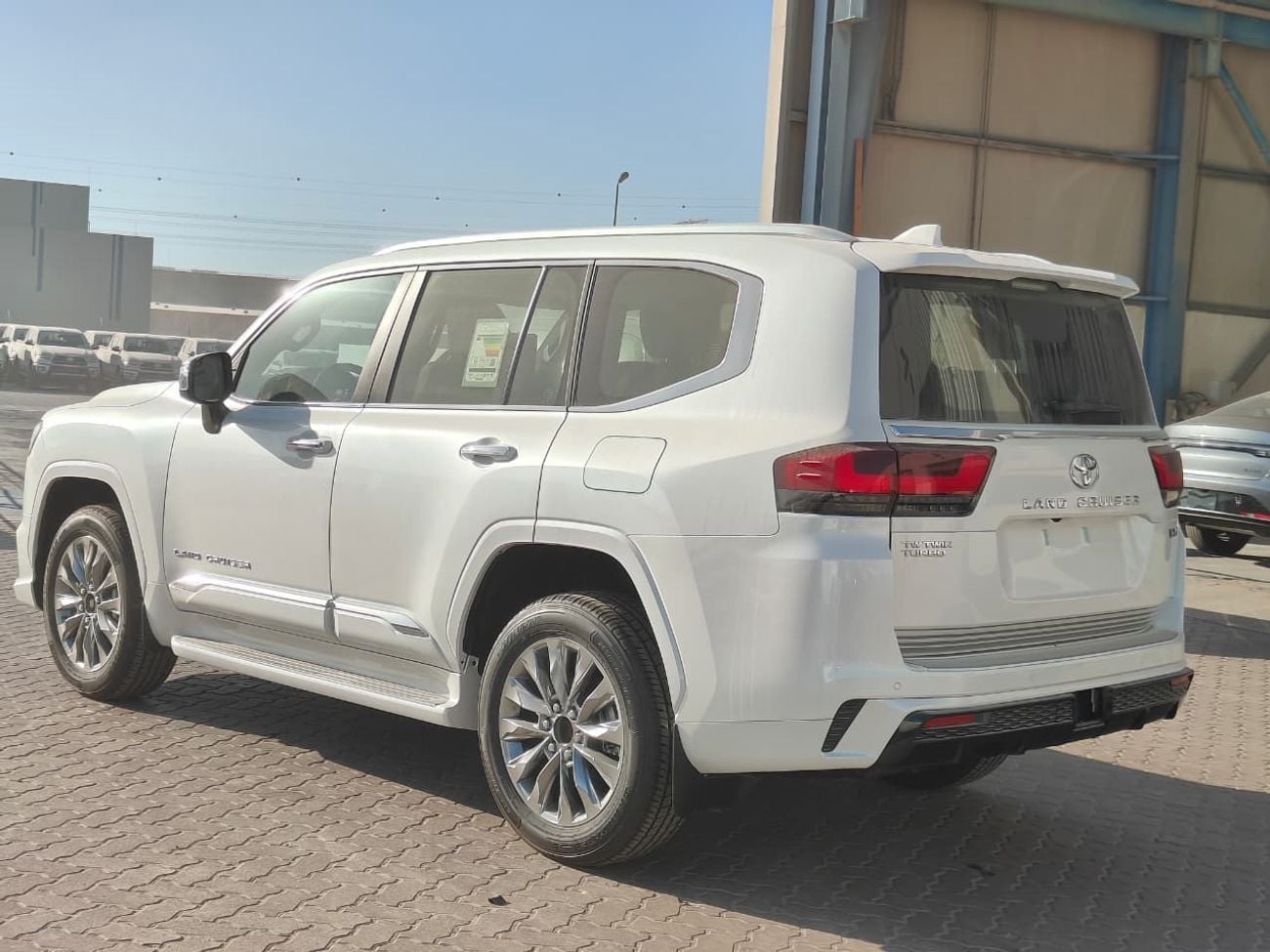 تويوتا لاند كروزر 2026 Toyota Land Cruiser LC300 VXR Full-Option with Radar 3.3L V6 Twin Turbo Diesel A/T Export Only
