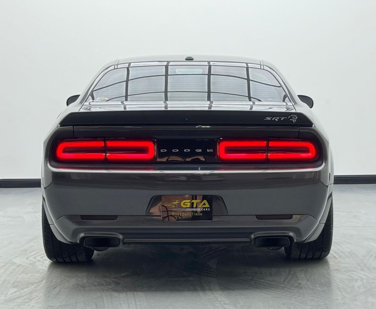 Dodge Challenger SRT Hellcat 6.2L (707 HP) 2019 Dodge Challenger SRT Hellcat, 1 Year Warranty, Agency Full Service Hi