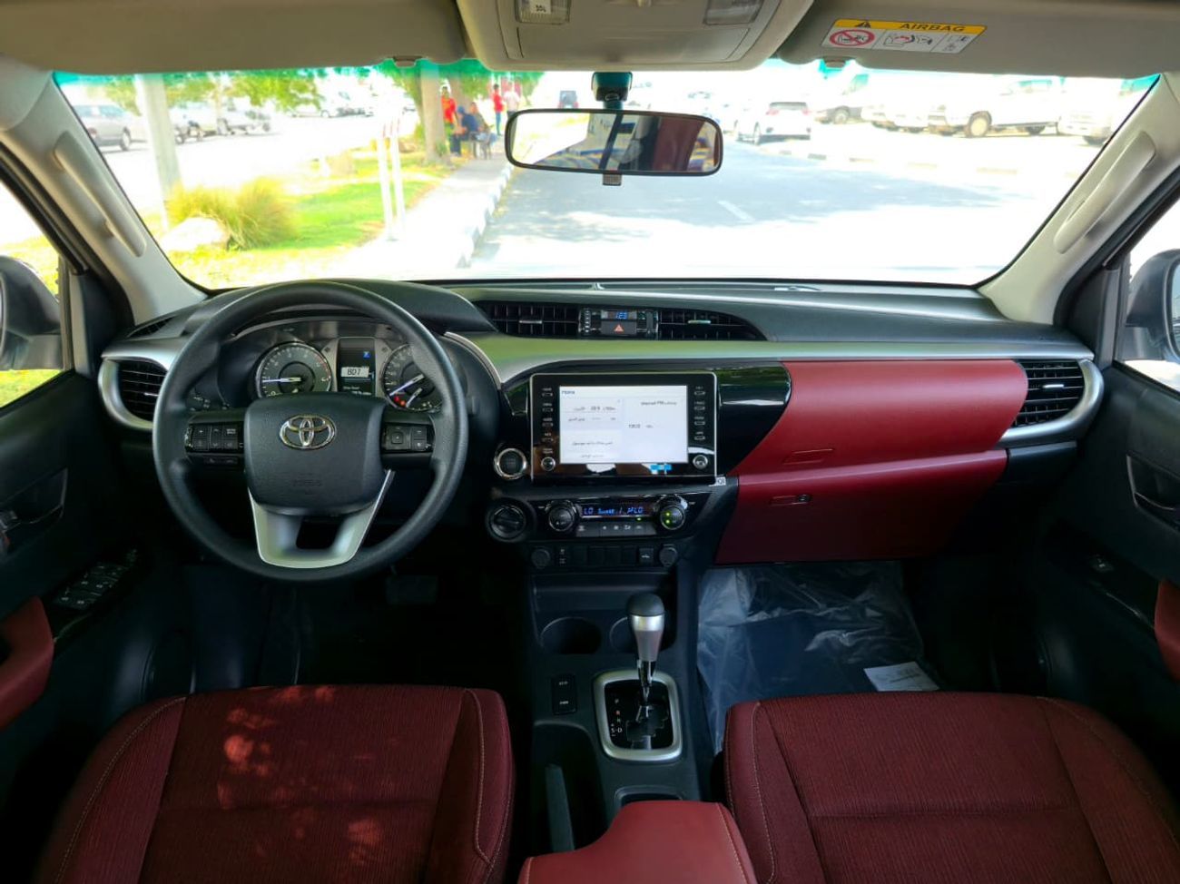 Toyota Hilux TOYOTA HILUX DIESEL 2.4 DOUBLE CABIN - AT - FULL OPTIONS - PUSH START - 2025 MODEL - WHITE INSIDE RE